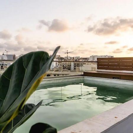 Luxurious & Stylish Penthouse With Private Pool Leilighet Msida Eksteriør bilde