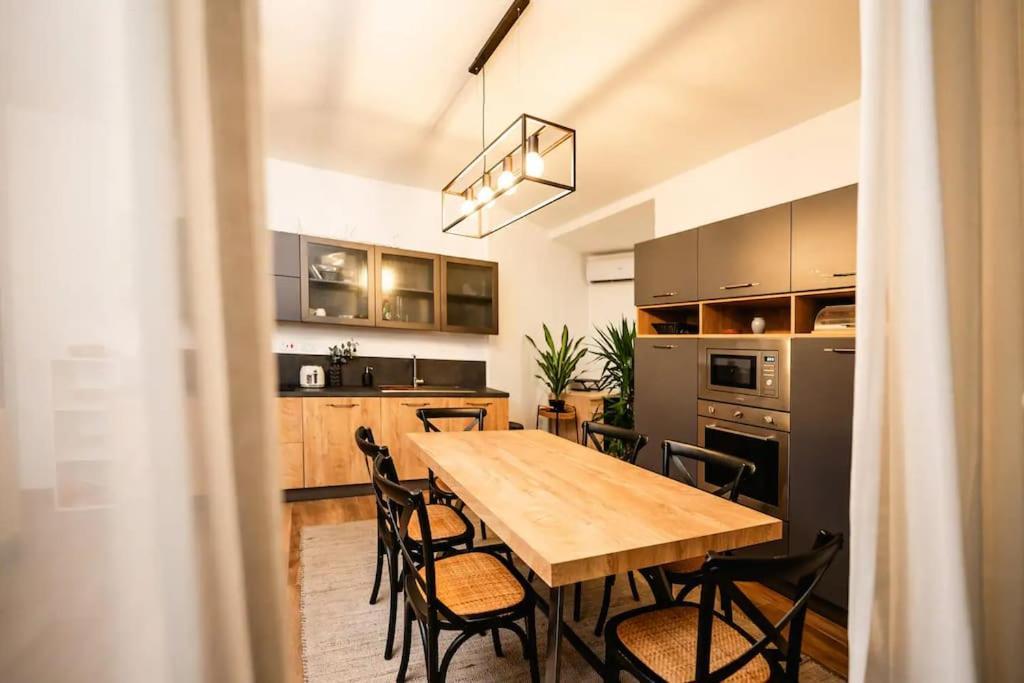 Luxurious & Stylish Penthouse With Private Pool Leilighet Msida Eksteriør bilde